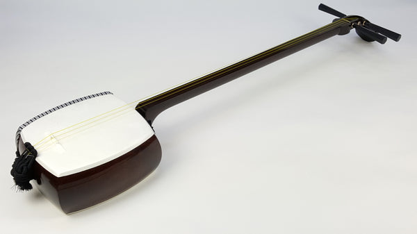 [Used shamisen, carefully selected item] Folk song gold thin shamisen, exact size (completed product) WKT-TS032