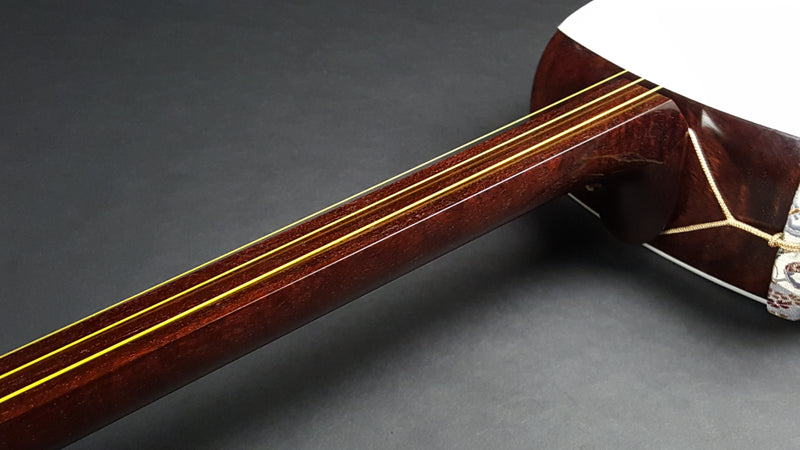 [Used shamisen/selected item] Folk song gold thin shamisen/correct size (completed product) WKT-TS031