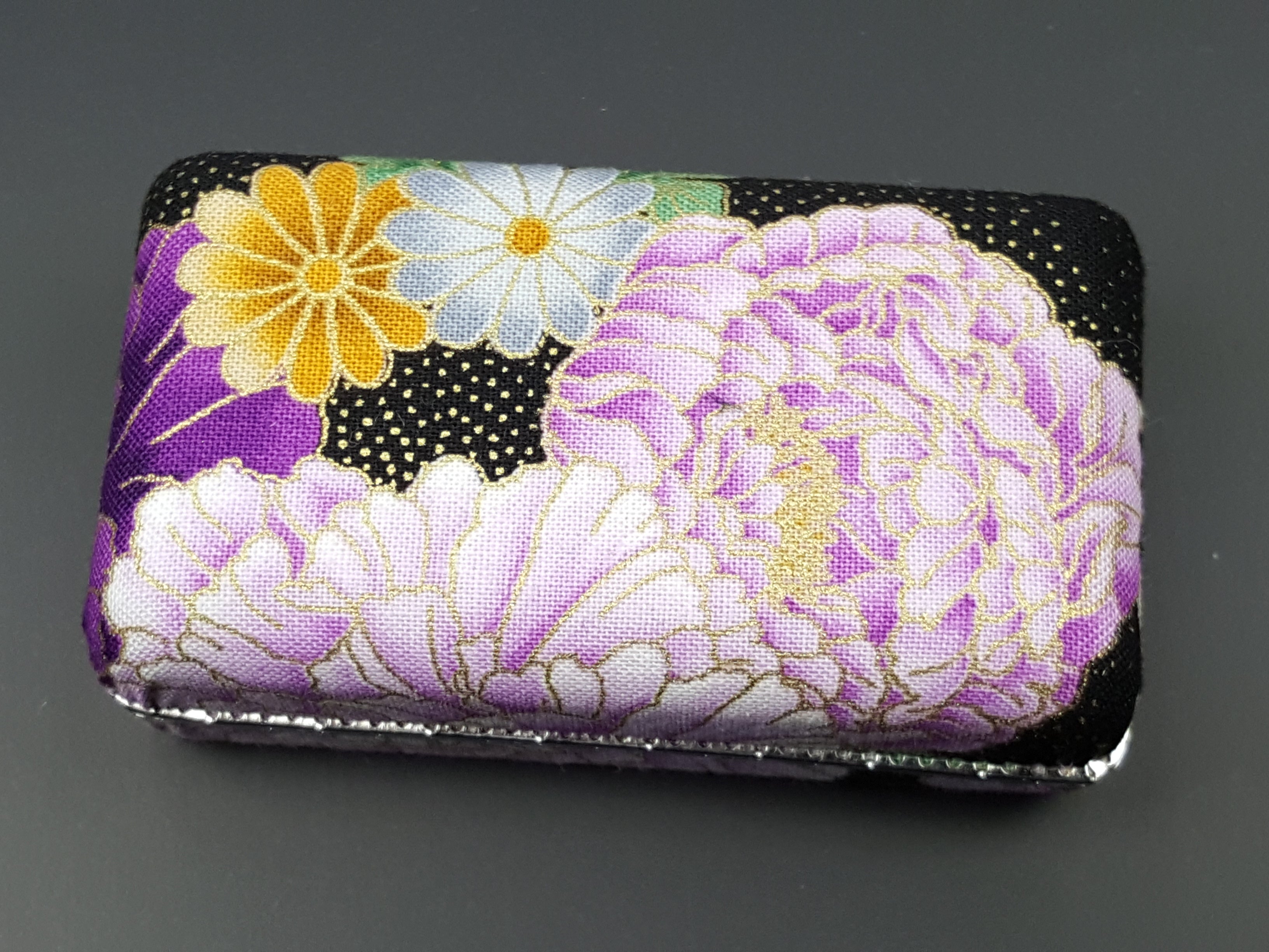 Shop 爪入れ／爪ケース（中） at 和楽器市場·新館 | 和楽器市場·新館