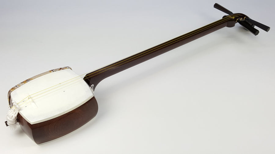 中古の三味線 中古三味線・厳選品】民謡 金細三味線・正寸（完成品）WKT-TS032 | 和