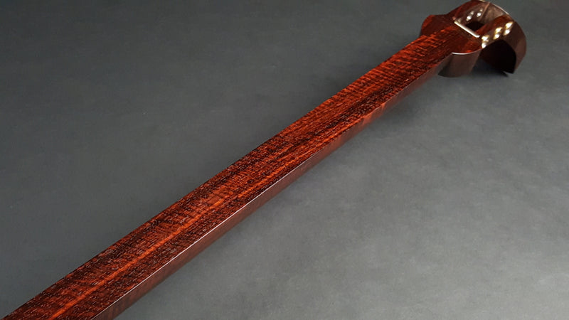 【中古三味線・厳選品】地唄金細三味線（完成品）WKT-TS035