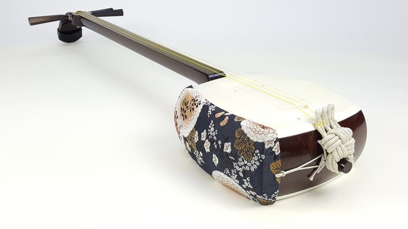 【中古三味線・厳選品】民謡 金細三味線・正寸（完成品）WKT-TS031