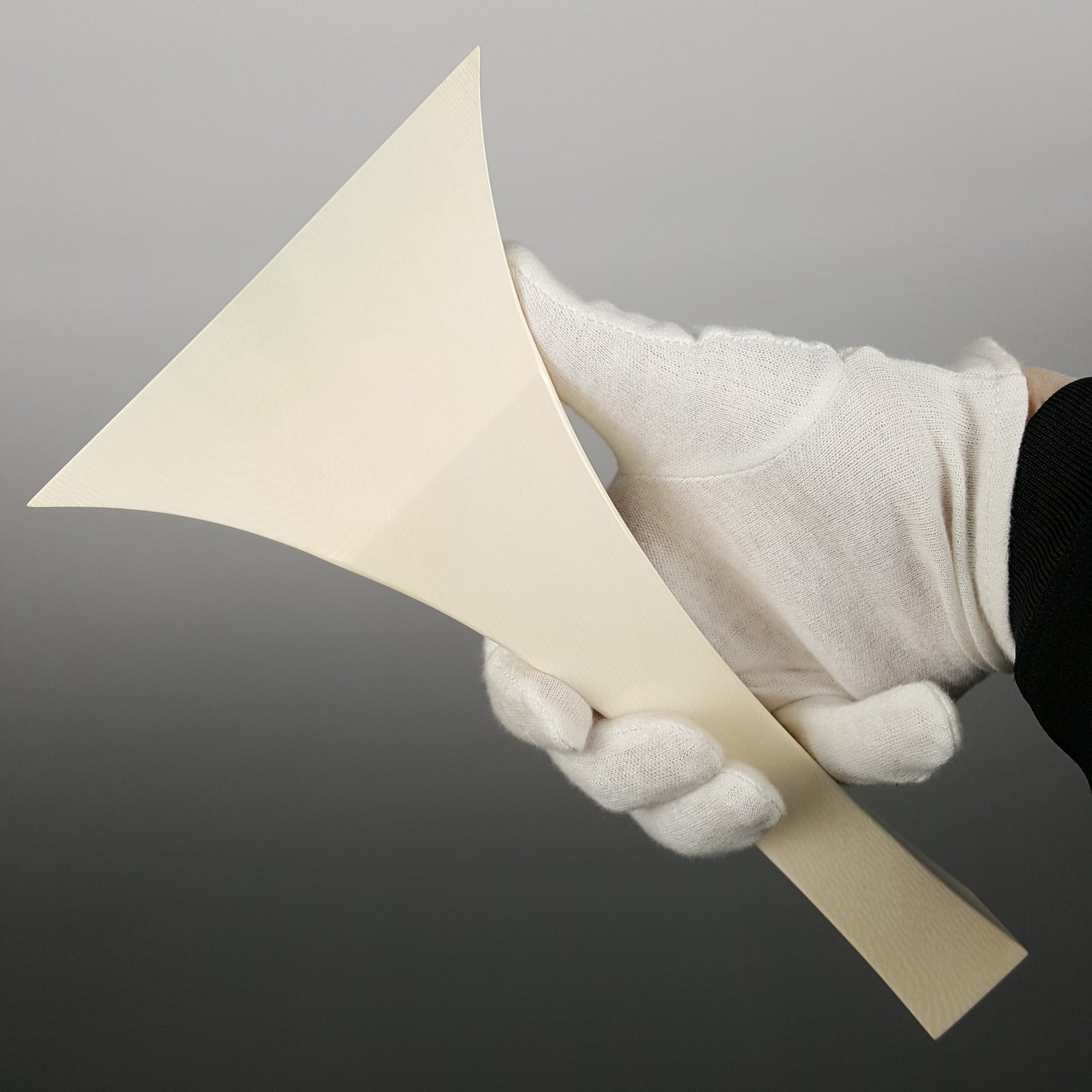 厳選中古品】地唄三味線用 象牙丸撥（七八）JBATI002 | 和楽器市場·新館