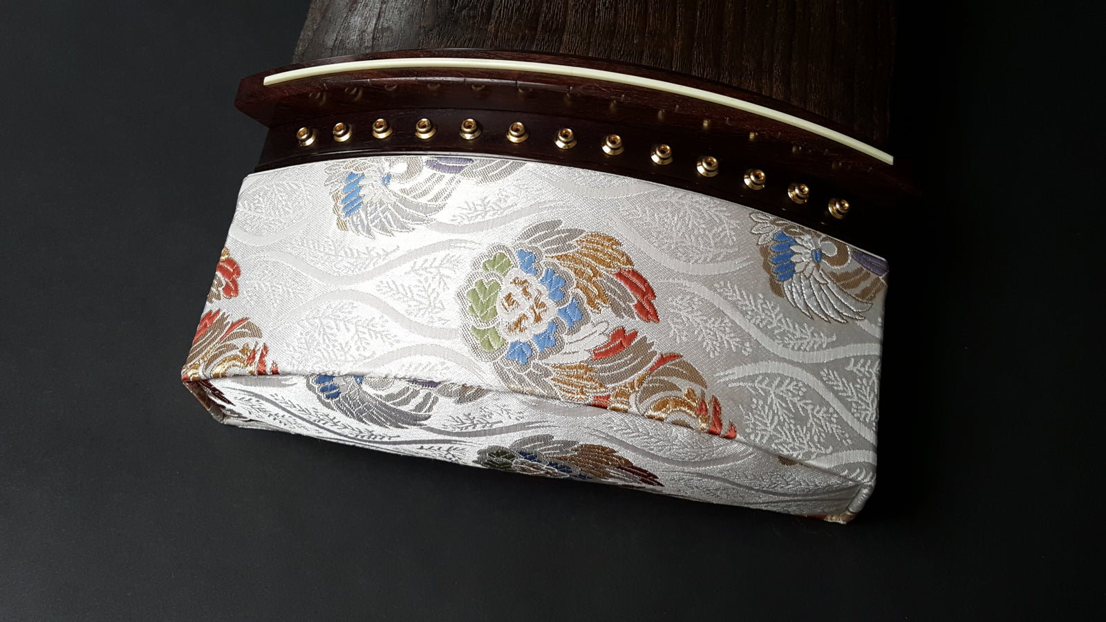 中古琴・厳選品】柾目杢 くり甲琴・玉縁紅木巻 WKT-tkoto13 | 和楽器